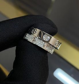 Women's rings size S and M