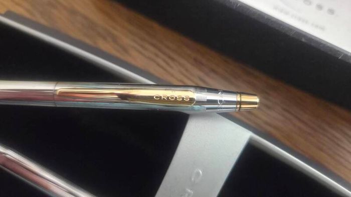 cross pen