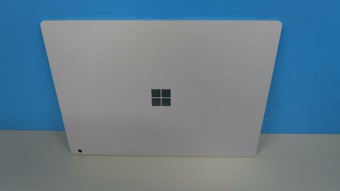 Microsoft Surface Book 2 Tablet only 13.5" Touchscreen Win 11 Pro i5 8GB RAM 256GB SSD