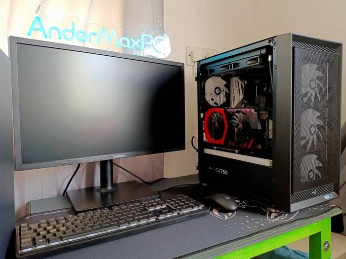 FULL GAMING SETUP: Overclocked i7-7700K 4.8GHz | GTX 1070 8GB | 24" Monitor & Peripherals Included!
