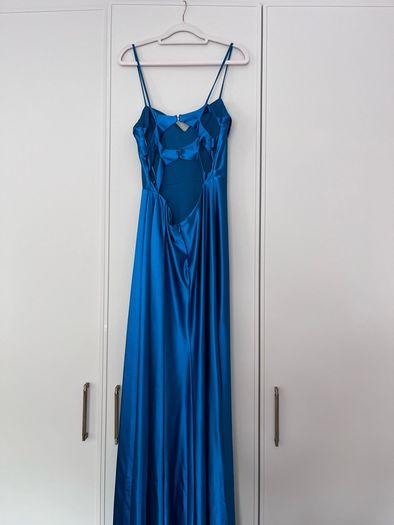 Debs Dress Simply Divine