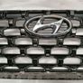 Hyundai Santa Fe Main Grille Image 3