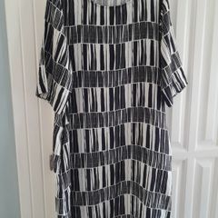 Caroline Donnelly Dress New