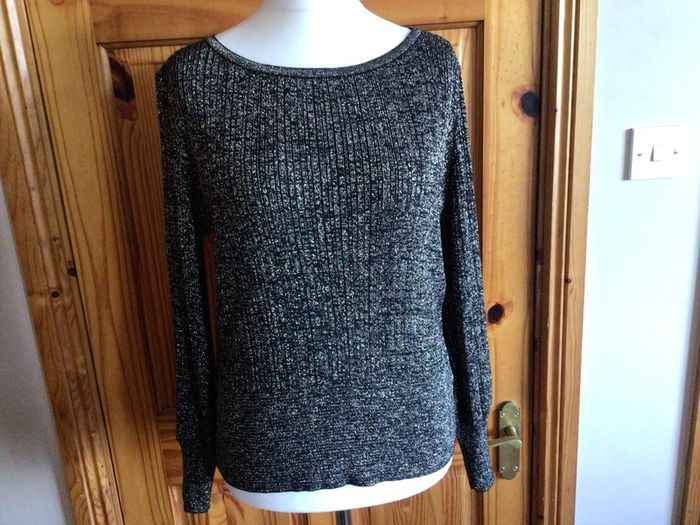 Marks and Spencer Ladies Black and Gold Sparkle  jumper L 14/16 includes postage