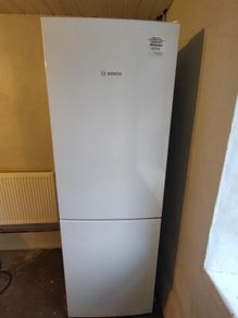 Bosch Series 2 Freestanding Fridge Freezer