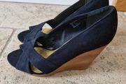 Black wedge peeptoe