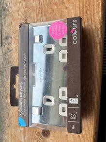 Double Socket USB