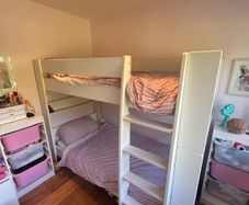 Kids bunk bed + 2 Mattresses