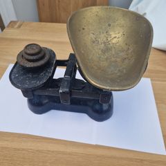 Kitchen Scales kitchenalia