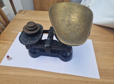 Kitchen Scales kitchenalia