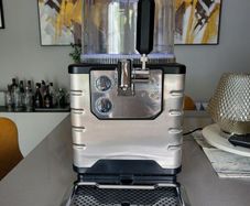 Blade Beer Machine
