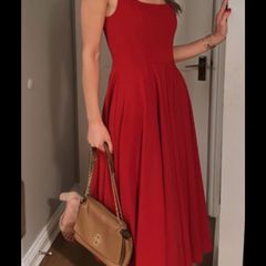 club l dress