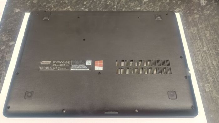 Lenovo 110 Windows 10 mint condition