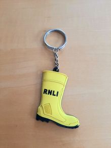 RNLI welly keyring
