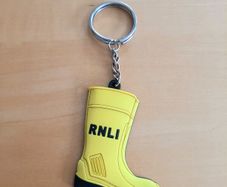 RNLI welly keyring
