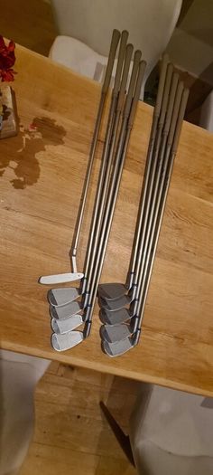 golf set (vantage clubs)