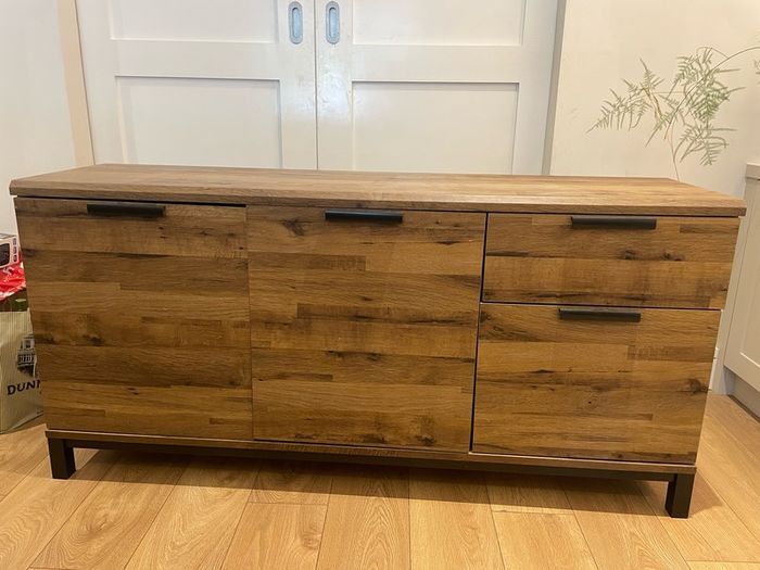 Sideboard/Cabinet