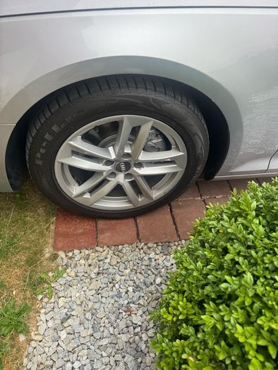 R17 audi alloys wheels & Nearly New tyres