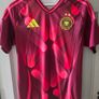 Football shirts (10 shirts all size M) Image 6
