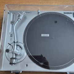 Vinyl Turntable - Audio Technica AT-LP120XUSB