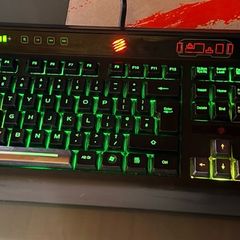 Mad Catz V7 gaming keyboard