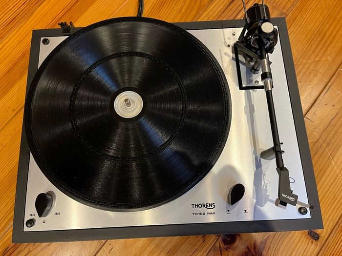 Thorens 166 MK 11 Turntable