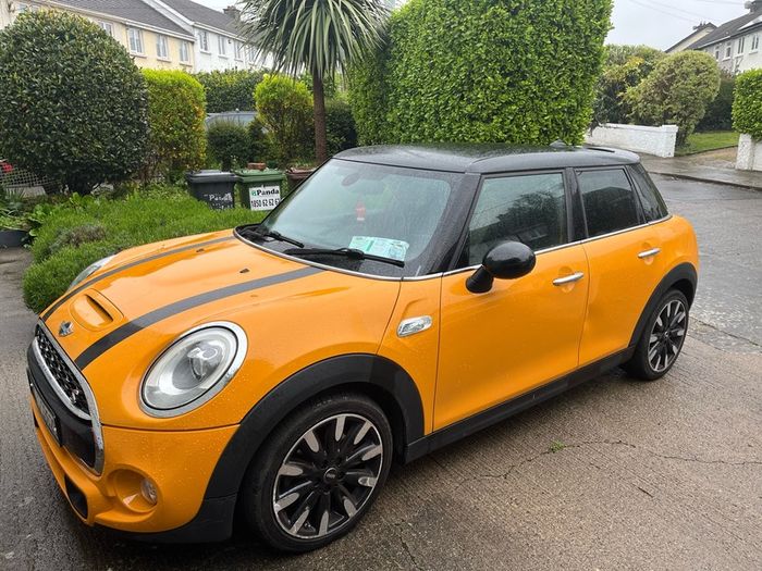 2015 Mini Hatch