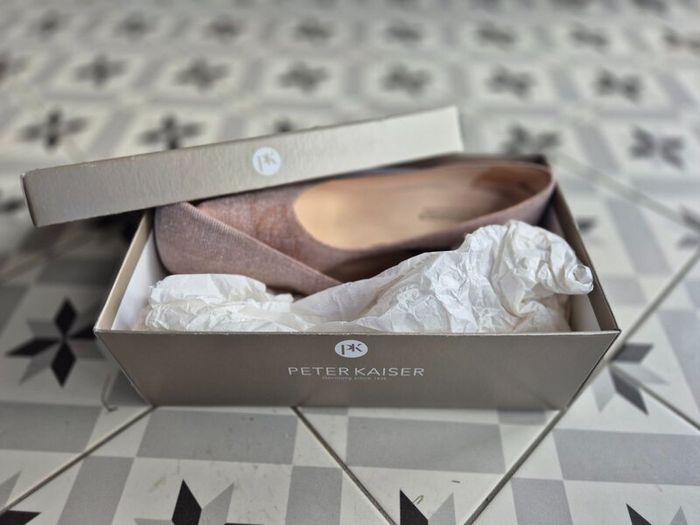 Peter Kaiser sparkly rose gold heels