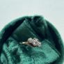 18ct gold and diamond ring Image 2