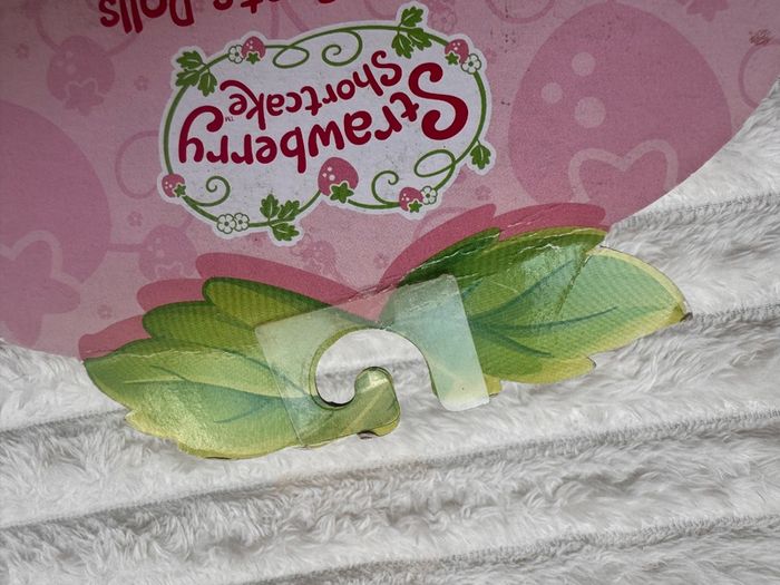 Strawberry Shortcake Sweet Beats Doll Plum Pudding Damaged Box Please see photos