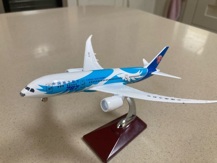 Boeing 787 Dreamliner China Southern 1/400