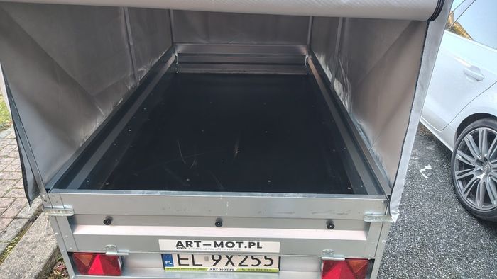 Car trailer