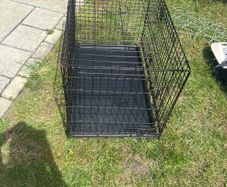 Dog crate