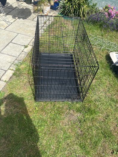 Dog crate
