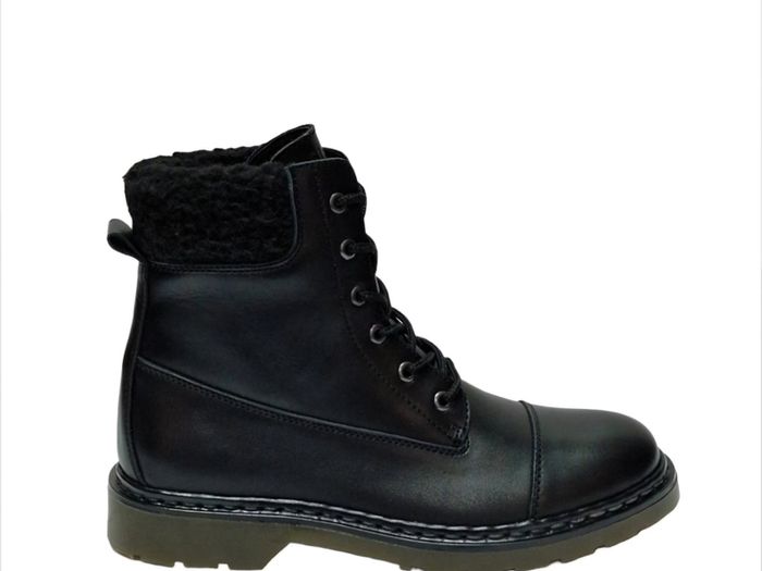 Firetrap winter boots flat lace up winter doc marten