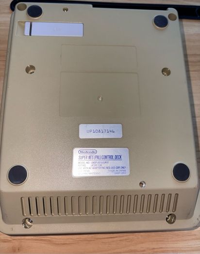 Nintendo SNES PAL Console with Controller & Original Cables