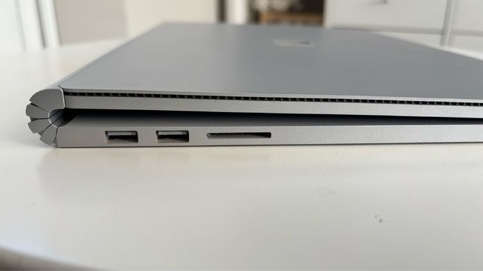Microsoft Surface Book 3 - Intel Core i7 - 32GB RAM