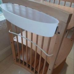 Stoke care changing table