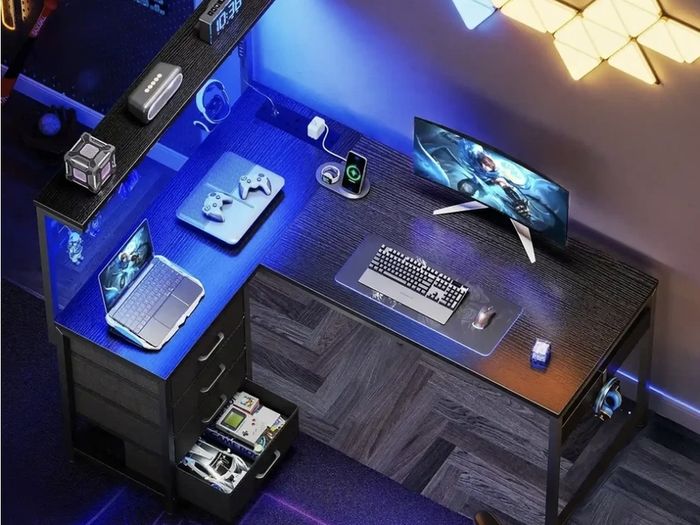 L shaped desk with drawers