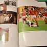 2002. Keane .The Autobiography. Michael Joseph With Eamon Dunphy. Image 3