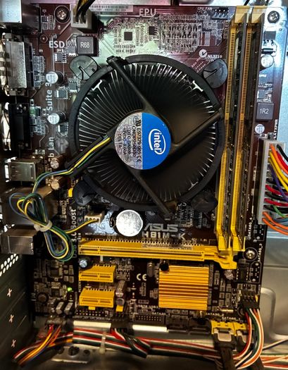 Desktop PC windows 10 pro WIFI and Office