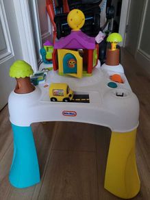 Baby activity table