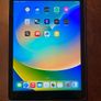 Apple ipad tablet 5th generation 32 gb Image 2