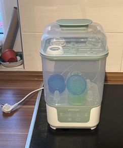 Steriliser and dryer Baby Bottles