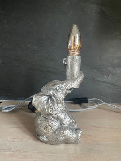 Bedside lamp light
