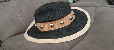 lipsy hat