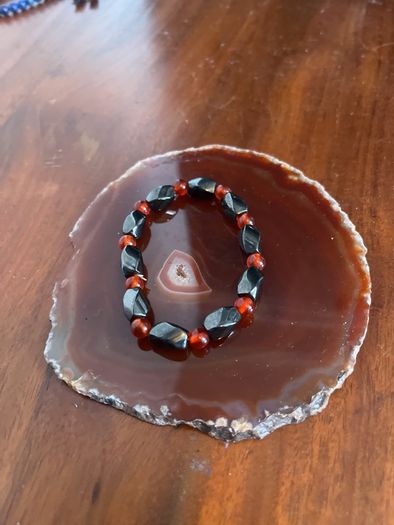 beads ladies cornelian and hamitite bracelet