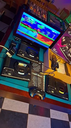 Sega Megadrive in original box.. tested and working perfect