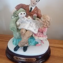 The Juliana Collection Sculpture/Figurine