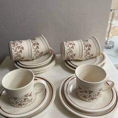Vintage Biltons  England eighteen piece tea set